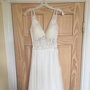 Brand new with tags Stella York Bridal gown